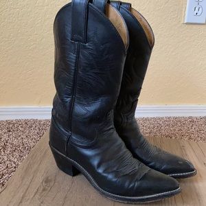 Justin’s Women’s cowgirl boots size 6B